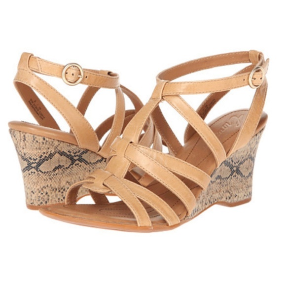 Crown Vintage Shoes - Born Crown wedge sandals